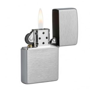 Zippo Benzinfeuerzeug in Chrom