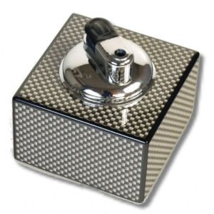 Klavierlack-Feuerzeug mit Carbon-Finish
